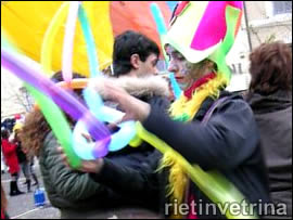 RIF.COMUN FDS: IL CARNEVALONE DISTURBA CHI NON RIESCE A FARE UNA MANIFESTAZIONE DI SIMILE ENTITA'