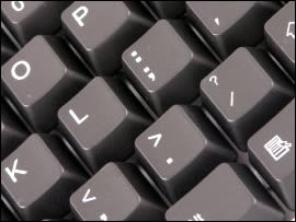 CON LA TECNICA DEL "PHISHING" TRASFERISCE NEL PROPRIO CONTO I SOLDI DI UN PENSIONATO. DENUNCIATA