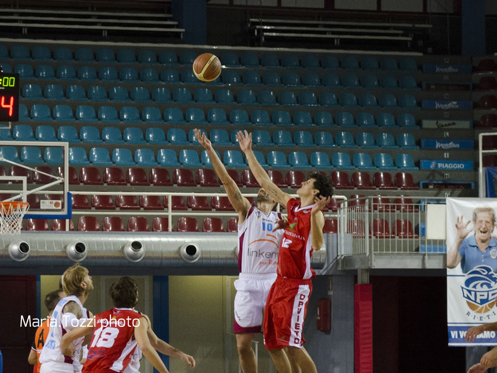 La Linkem NPC domenica alle 18.00 contro Giulianova Basket