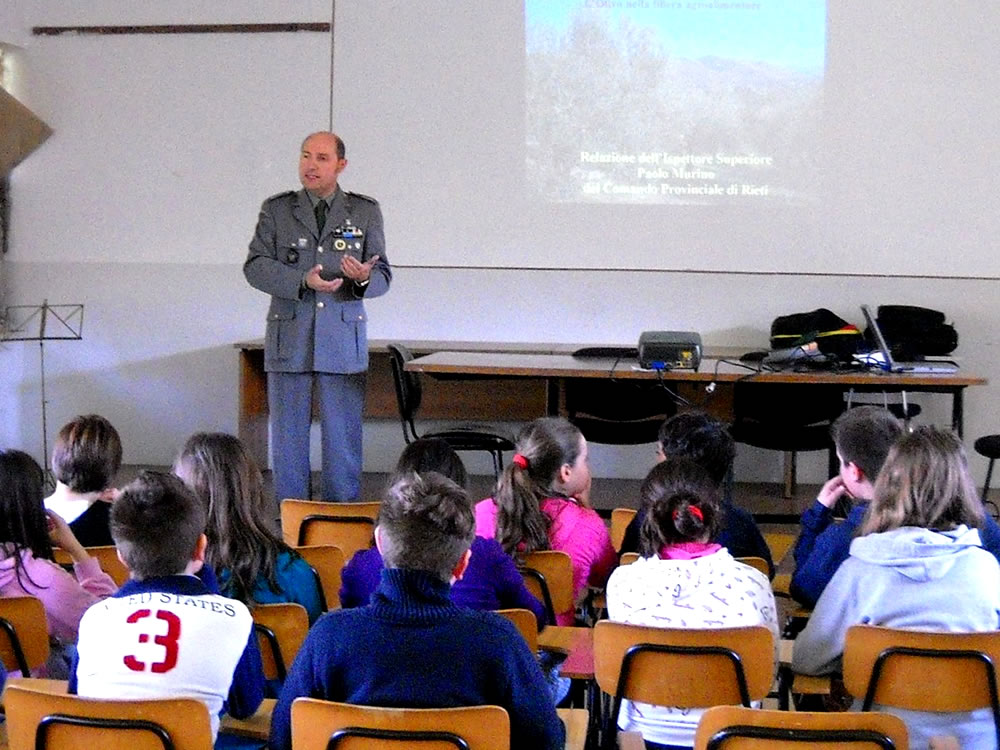 Gli antichi saperi, gli aromi e le ricette, sui banchi di scuola con il C.F.S.