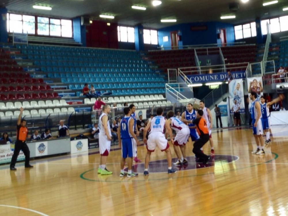 La Linkem vola nella prima dei playoff: 77-53 contro Porto S.Elpidio