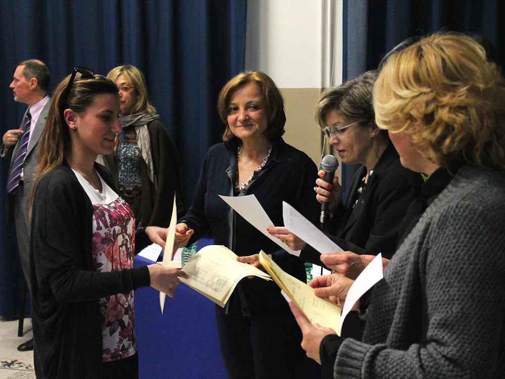 Stage alternanza scuola/lavoro, attestati a 73 alunni del Liceo delle Scienze Umane