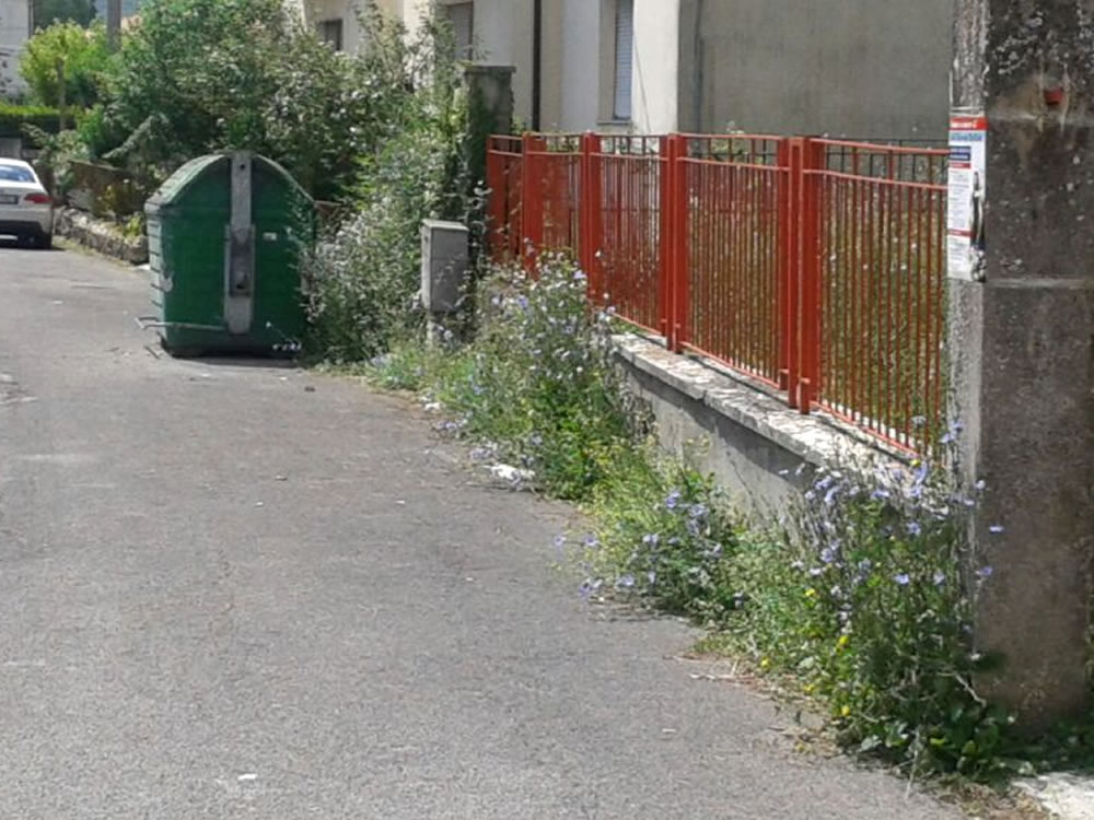 Degrado urbano a San Giovanni Reatino. Indignati i residenti