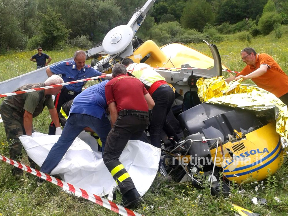 Elicottero precipitato, tra i soccorritori anche il Corpo naz.soccorso alpino e speleologico