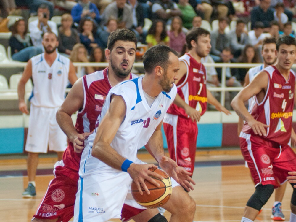 Prima da dimenticare per la Npc. Vince Senigallia 68-71