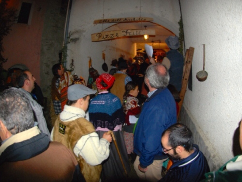 Oltre 2.000 persone a “Santa Rufina rulli e cantina”