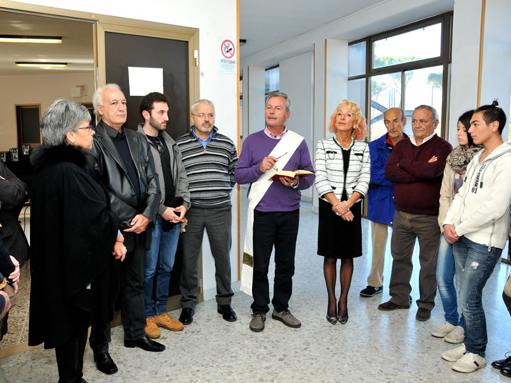 Geometri, intitolata l'aula d'informatica al Prof. Luciano Festuccia