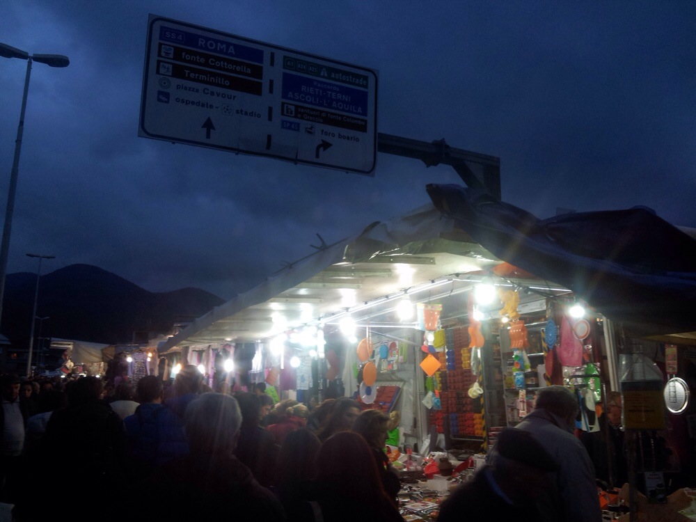 Giunta a Rieti la forte perturbazione annunciata. Reatini fuggiti dalla fiera di S. Barbara