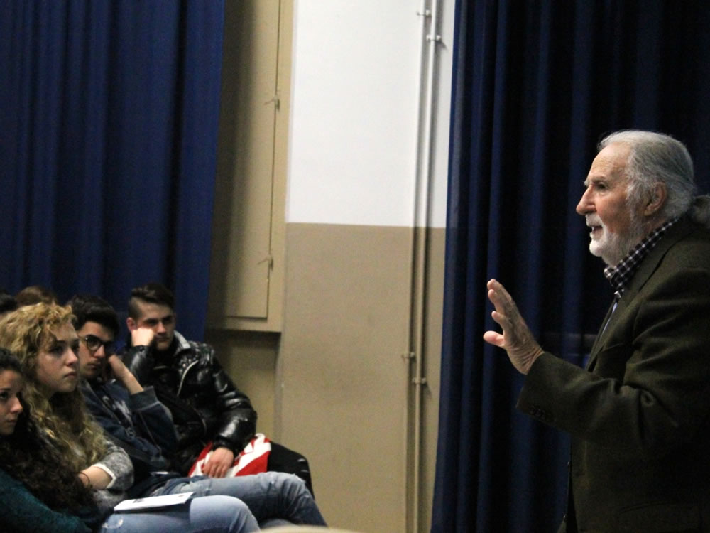 L’Avv. Paris parla del valore della Costituzione agli alunni dell’Istituto Magistrale