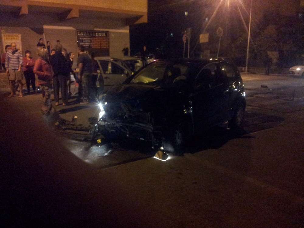 Incidente in via Molino della Salce. Due giovani al Pronto Soccorso