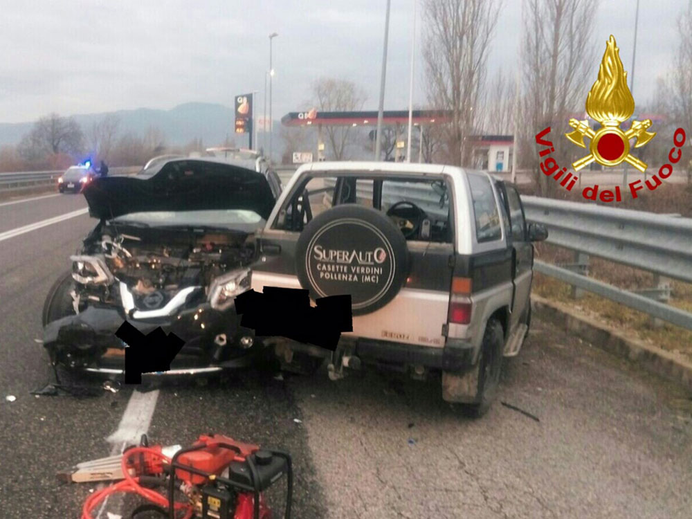 Incidente sulla Rieti-Terni, un ferito grave. Sul posto l'eliambulanza