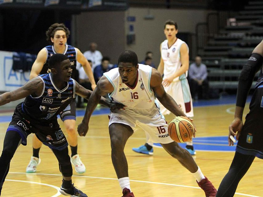 NPC Rieti sconfitta da Latina. C'è la salvezza ma non i playoff
