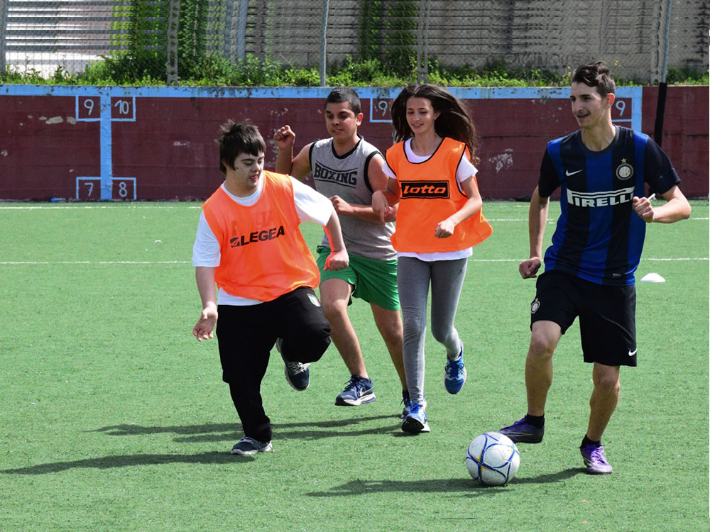A Rieti il calcio Special Olympics. Più di 180 studenti riempiranno il Pattinodromo