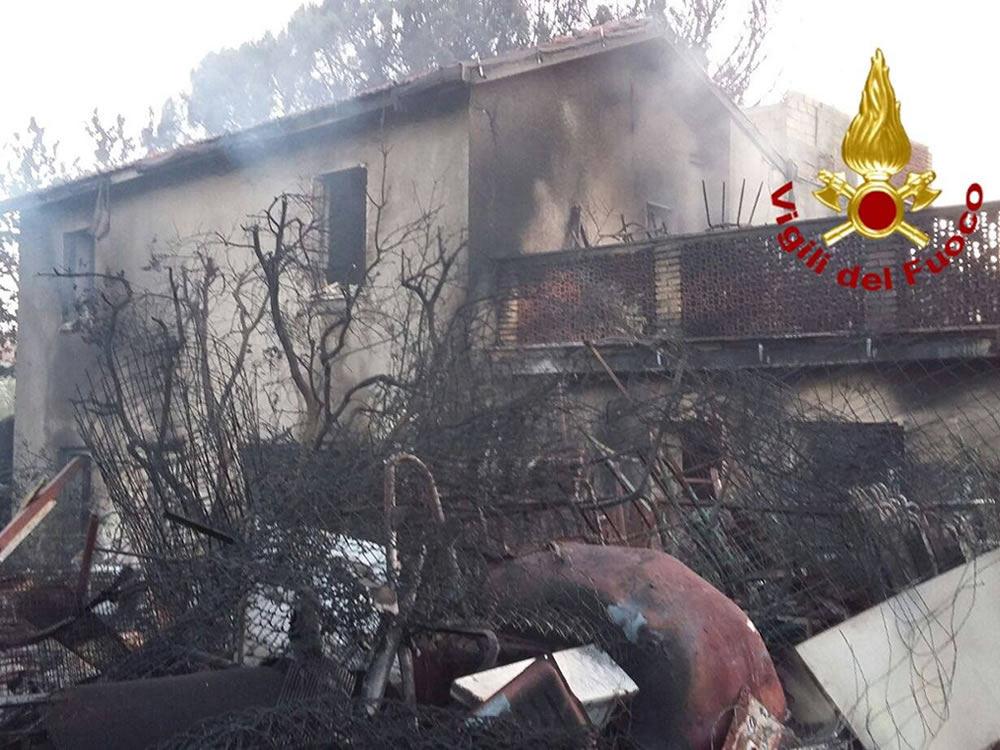 Grande incendio in un'abitazione di Ginestra Sabina. Paese rimasto senza elettricità