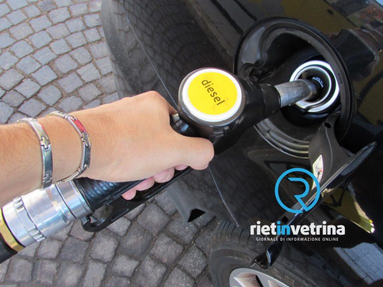 Carburanti, Confeuro: “Meno accise per famiglie e più credito d’imposta per agricoltura” 