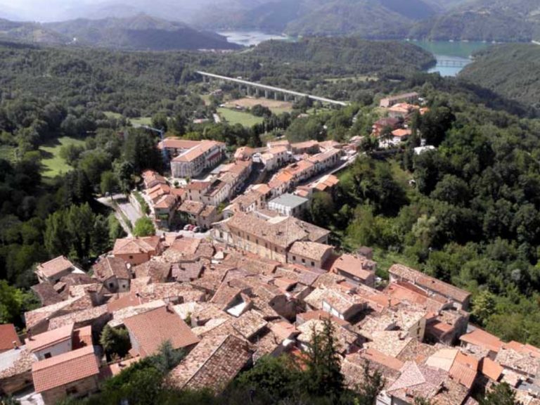 I consiglieri Bianchini e Di Liginio disertano il Consiglio Comunale di Petrella Salto per protesta