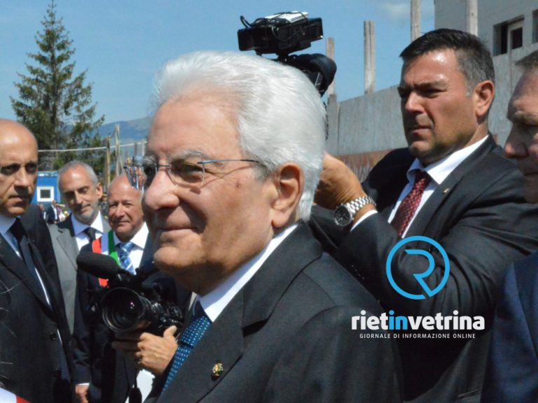 Castelli consegna al Presidente Mattarella il rapporto ricostruzione Sisma 2016