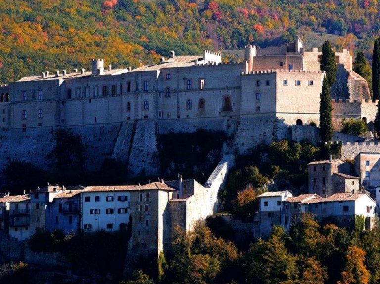 A Rocca Sinibalda dal 31 agosto al 3 settembre c’è “Teatro Politico”