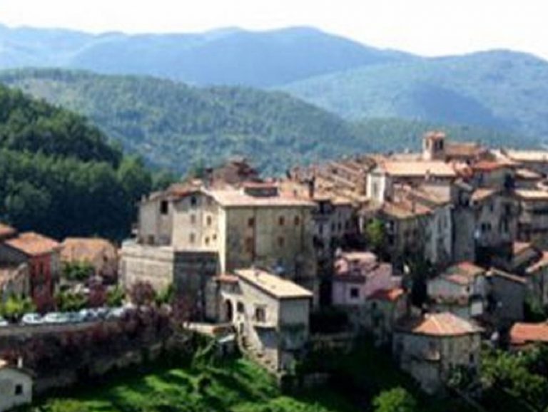 I Consiglieri Comunali dimissionari di Longone Sabino precisano