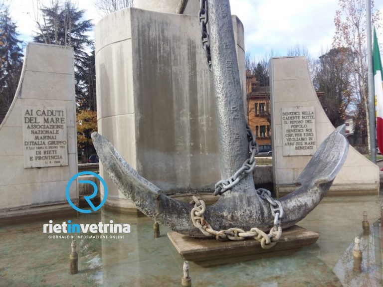 Il Monumento ai Marinai sarà restaurato grazie al Volontariato Civico