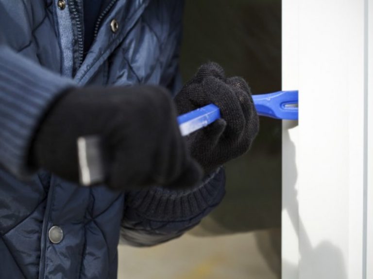 Furti in serie a Castelnuovo di Farfa: tre i colpi perpetrati mentre le famiglie erano in campagna