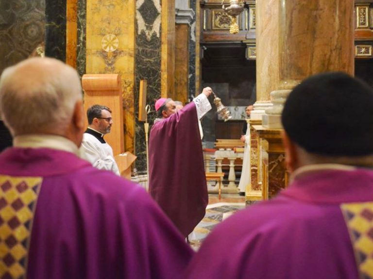L’omelia del mercoledì delle Ceneri «ai tempi del coronavirus» Vescovo: “Mai come ora scopriamo la forza del legame che ci unisce”