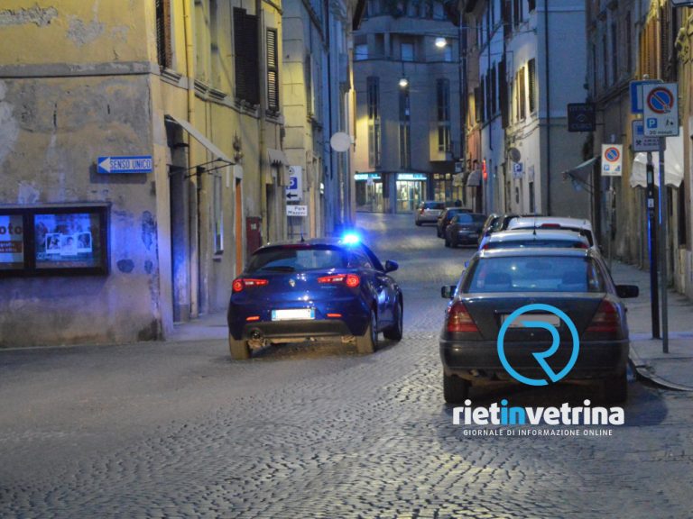 18enne denunciato dalla Squadra Mobile. Bloccato mentre spacciava nel centro storico reatino