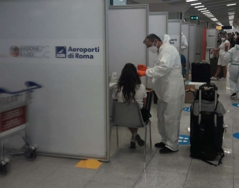 Chi rientra dall’estero deve comunicarlo al Servizio di Igiene e Sanità Pubblica
