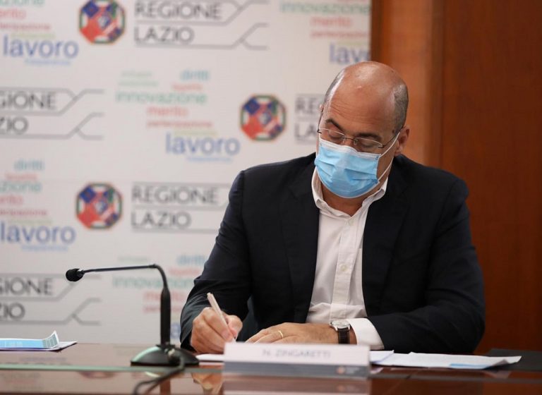 Lazio, ordinanza Zingaretti: obbligo mascherina anche all’aperto