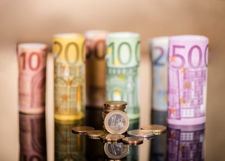 Mercato dei finanziamenti: nel terzo trimestre del 2026 il tasso medio dei prestiti personali sale all’8,49%