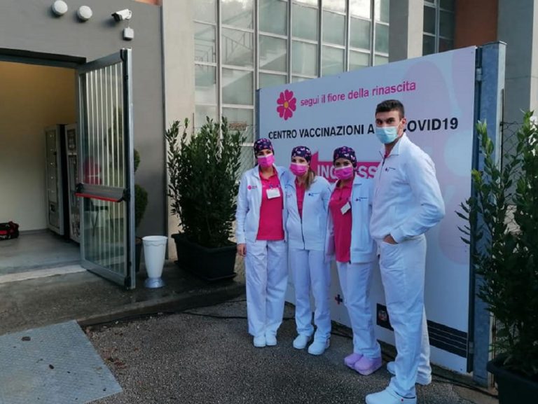 Covid Lazio 22 ottobre, 408 i nuovi casi. Rapporto tra positivi e tamponi all’1,1%