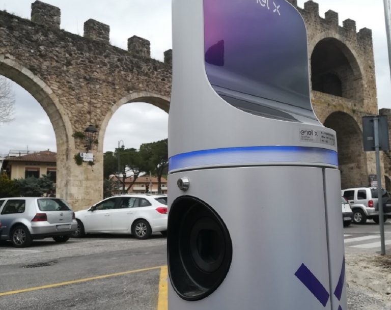 Arriva il bando per colonnine di ricarica elettrica rivolto ai Comuni del Lazio