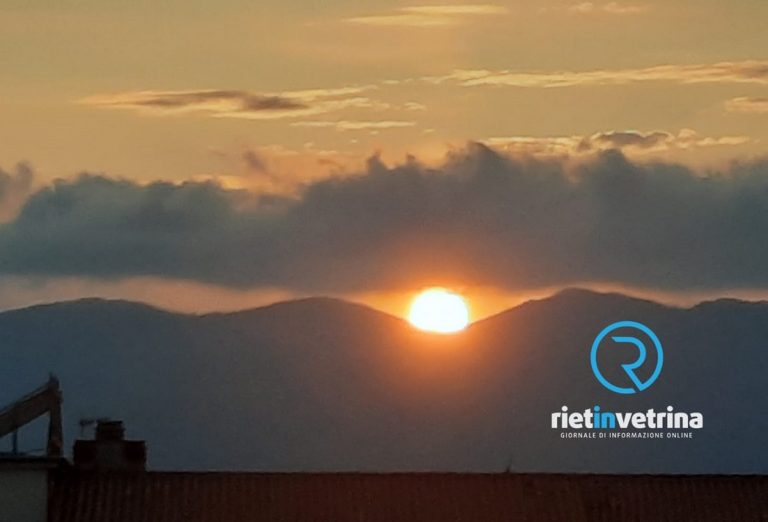 SEI TU IL REPORTER – Claudia: “La sera a Campoloniano non possiamo aprire le finestre per la puzza di plastica bruciata”