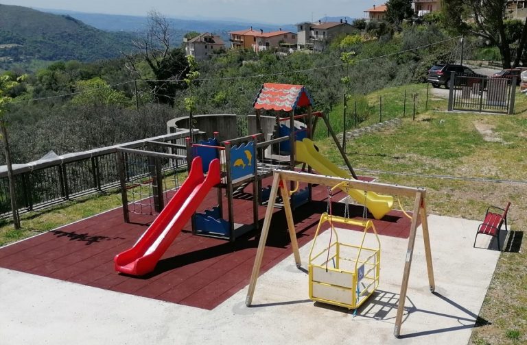 Castelnuovo di Farfa, il Gruppo Retake Sabina rigenera l’area verde “Imagine”