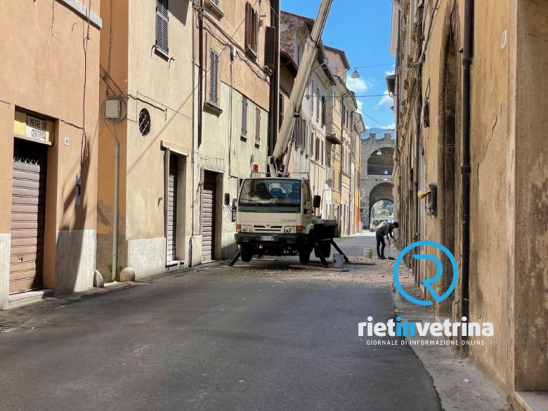 Rieti, modifiche alla viabilità di via Garibaldi fino alle ore 12 dell’8 maggio