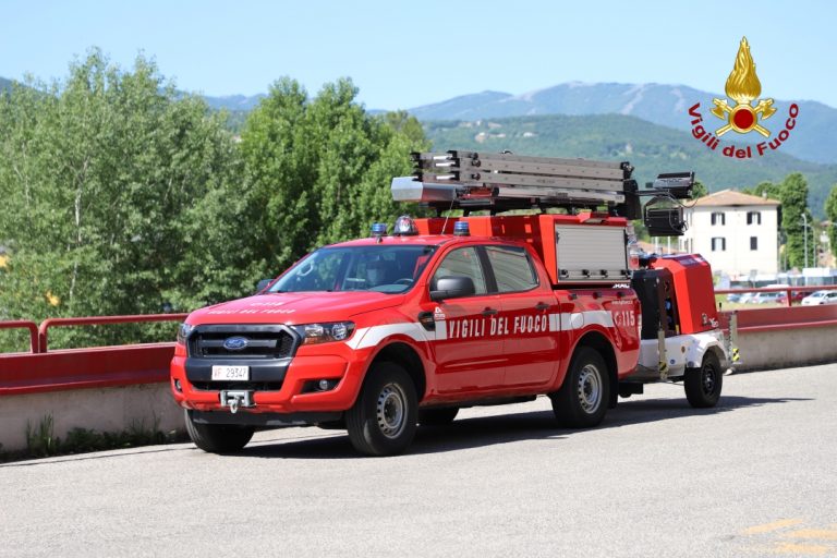 Segnalate nuove fiamme a Fara in Sabina