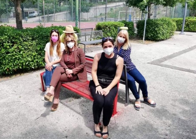 Inaugurata la Panchina Rossa di Prime Case (Fara in Sabina)