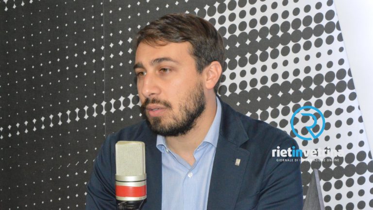 Messaggi falsi utilizzando nome e foto del sindaco di Rieti, Daniele Sinibaldi. Denuncia alla Polizia Postale