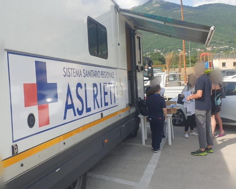 A Cantalice fino alle 22 la prima tappa del tour vaccinale J&J dell’ASL