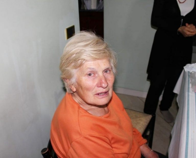 È scomparsa la signora Domenica, 84 anni. Chi dovesse vederla chiami le Forze dell’Ordine