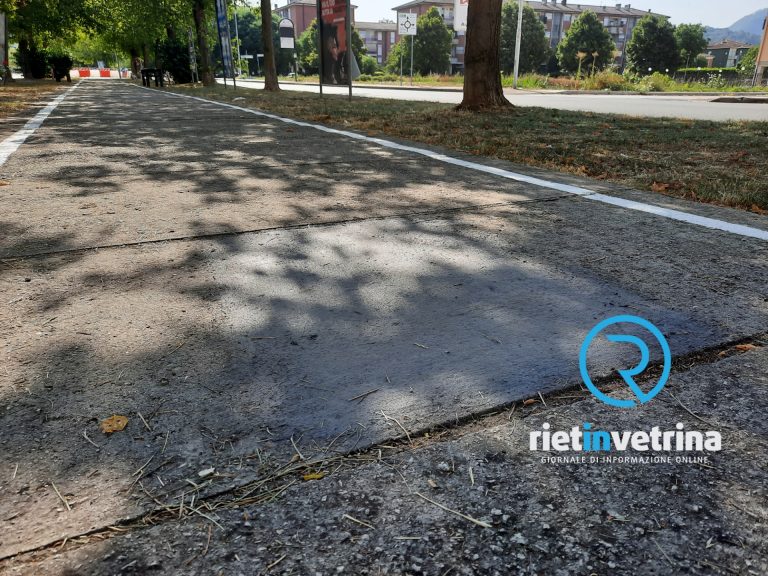 Eliminata la appena nata pista ciclabile in viale de Juliis. Accolta la richiesta dei residenti
