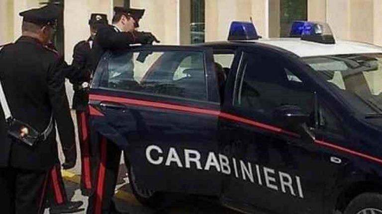 Arrestato un egiziano che prese a calci e pugni un uomo per rubargli 100 euro