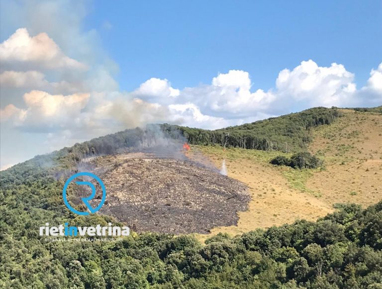 Incendio località Bersagli di Fara in Sabina, si attendono altri mezzi aerei