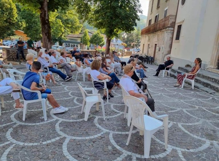 Il vescovo Pompili ospite di Borbona dove ha presentato il libro “Andare Oltre”