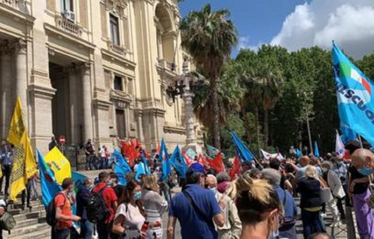 Incontro al Ministero dell’Istruzione, per la UIL Scuola poche luci e molte ombre