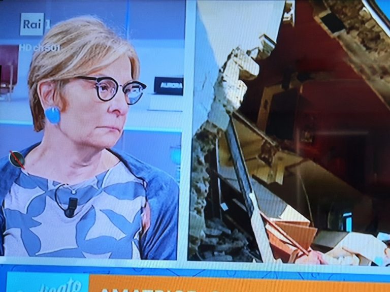 Sisma 2016, la preside Maria Rita Pitoni ospite di RAI 1 per testimoniare quei giorni di dolore