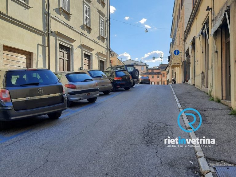 Lavori via Garibaldi, da lunedì 22 settembre deviazione obbligata su largo Alfani per chi proviene da via Pescheria