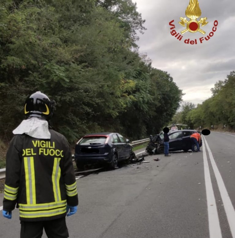 Frontale sulla Salaria per Roma. Interviene l’eliambulanza