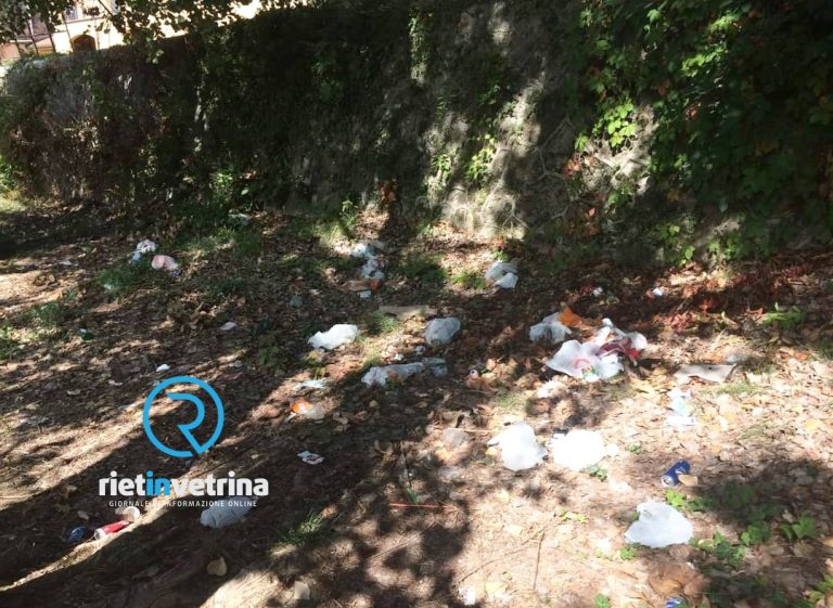 SEI TU IL REPORTER – Ancora immondizia abbandonata lungo il Velino