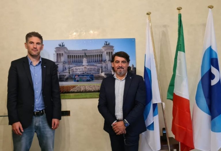 Sanità, UGL: “Positivo avvio del confronto sul rinnovo del contratto Rsa-Aiop”
